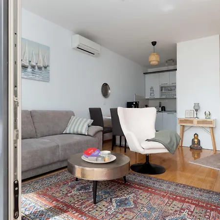 Sole By Interhome * تروغير