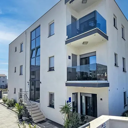 Apartman Sole By Interhome Trogir